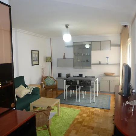 Piso Centro Estacion De Autobuses-tren Con Garaje *