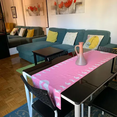 Piso Centro Estacion De Autobuses-tren Con Garaje Apartment *