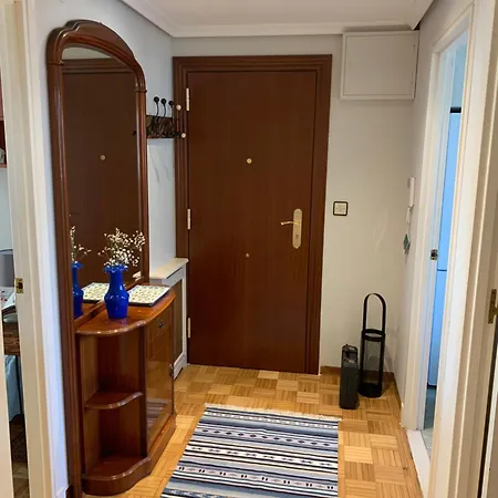 Apartment Piso Centro Estacion De Autobuses-tren Con Garaje