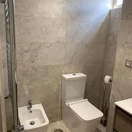 Appartement Piso Centro Estacion De Autobuses-tren Con Garaje *