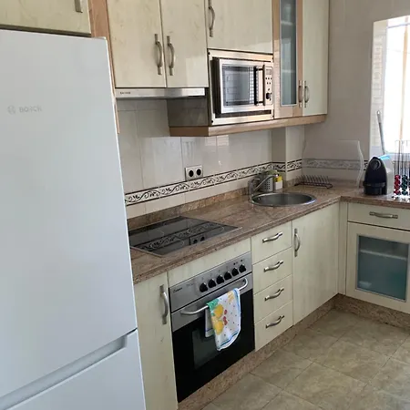 Piso Centro Estacion De Autobuses-tren Con Garaje Apartment