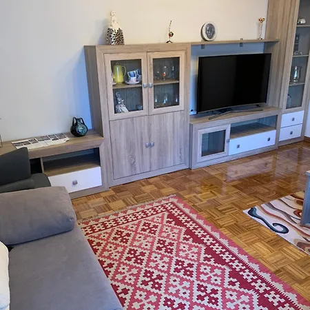 Piso Centro Estacion De Autobuses-tren Con Garaje