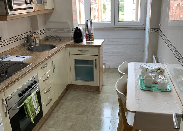 Piso Centro Estacion De Autobuses-tren Con Garaje Apartman *